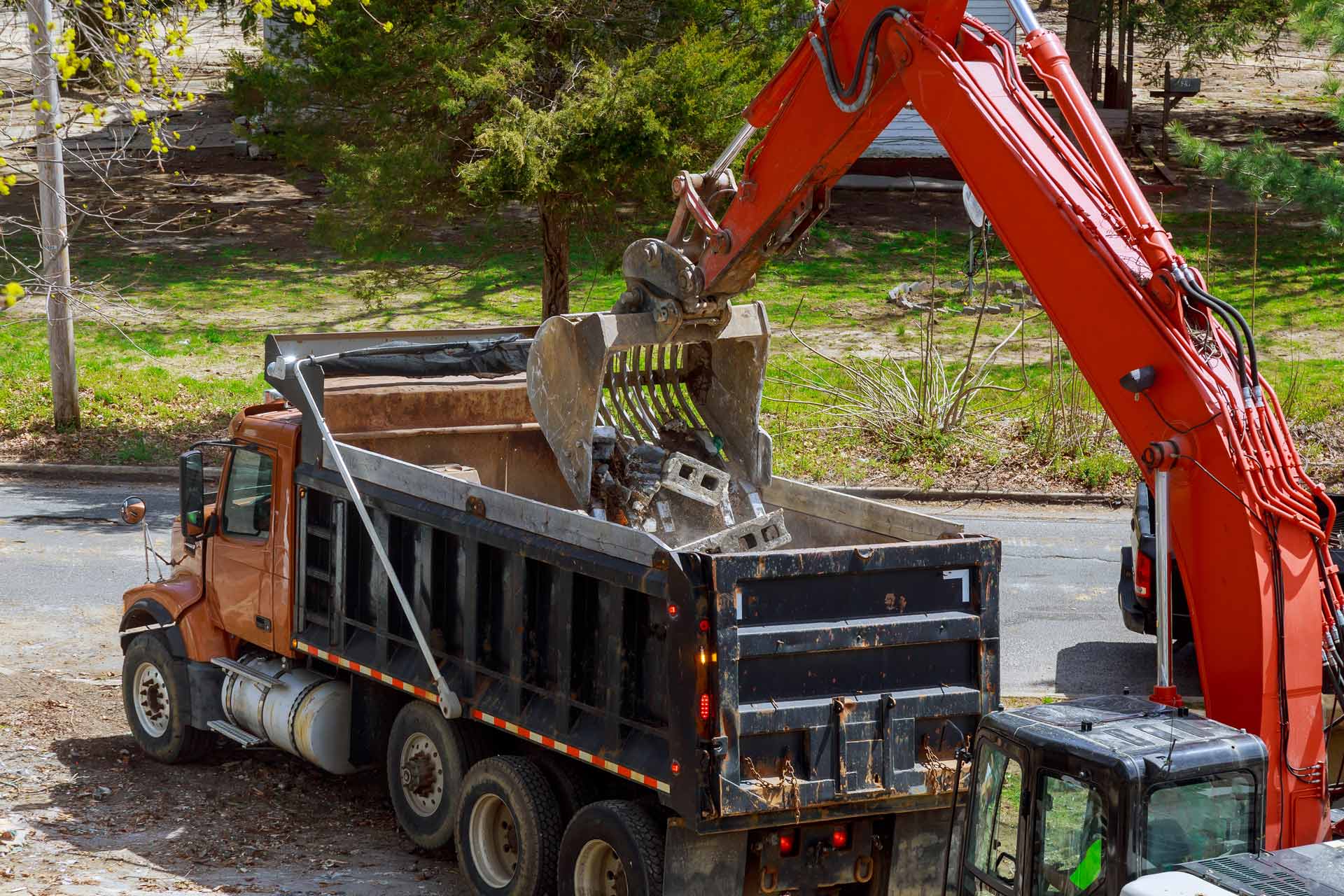 Recycling-Focused Junk Removal & Trash Hauling Services